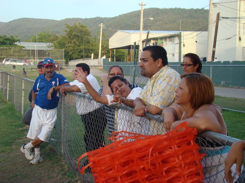 Arbitro, Maelo, Alvarado, Diana, Maita, Martin (alcalde), Juana y Marisol