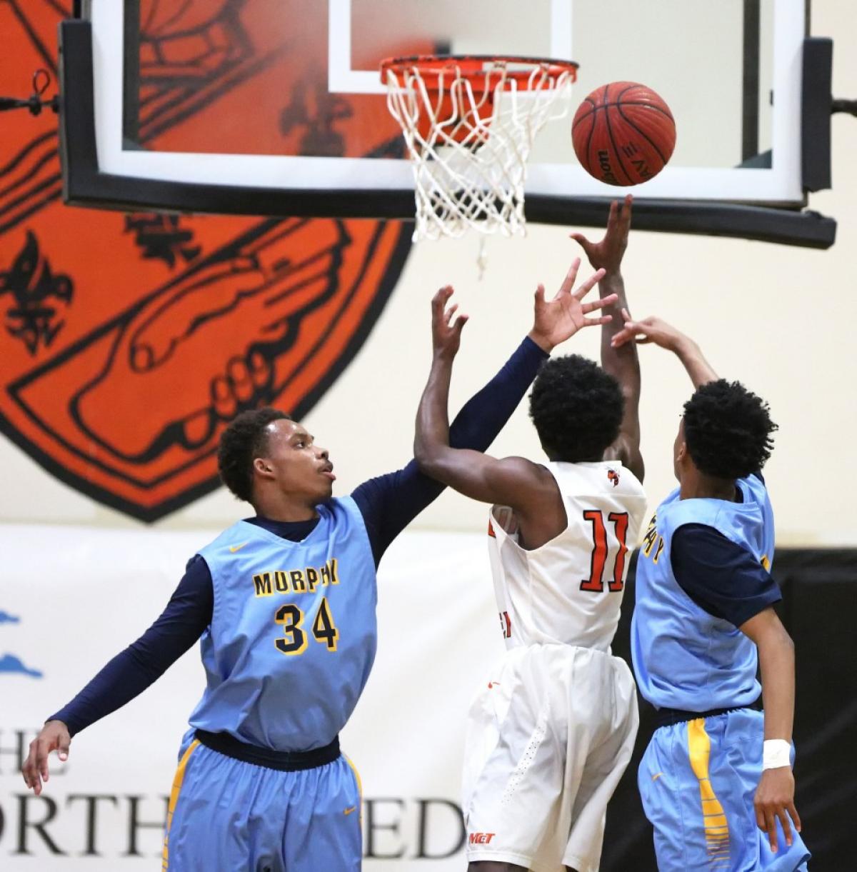 McGill-Toolen 65, Murphy 54: Manny Patrick sparks No. 8 Yellow Jackets past rival Panthers