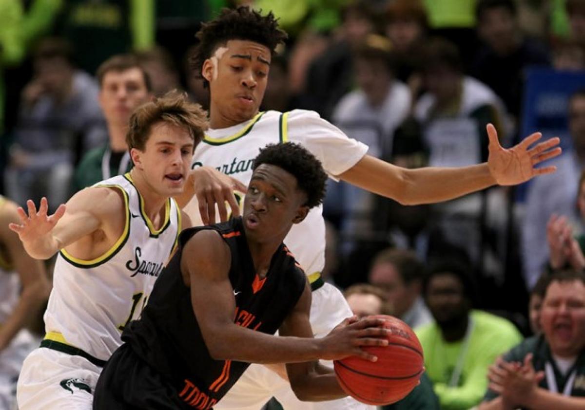 Mountain Brook 52, McGill-Toolen 41: Trendon Watford powers Spartans past 7A defending champs