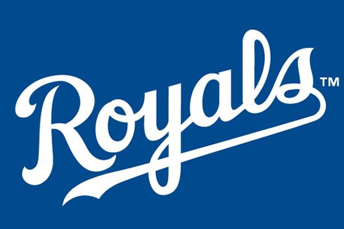 9-run sixth sinks Royals